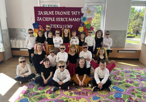Zdjęcie 1 na 32
