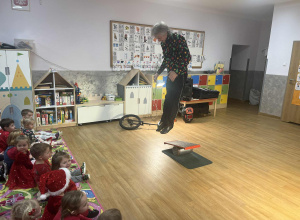 Ekwilibrystyczny pokaz dla naszych przedszkolaków!