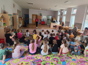 "Poznajemy zawody naszych rodziców"- tancerka