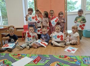 Duże i małe koła – zabawy z kształtami i wielkościami